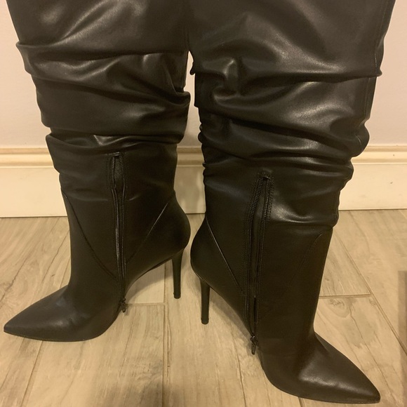 Jessica Simpson stiletto heel boot - Picture 3 of 6